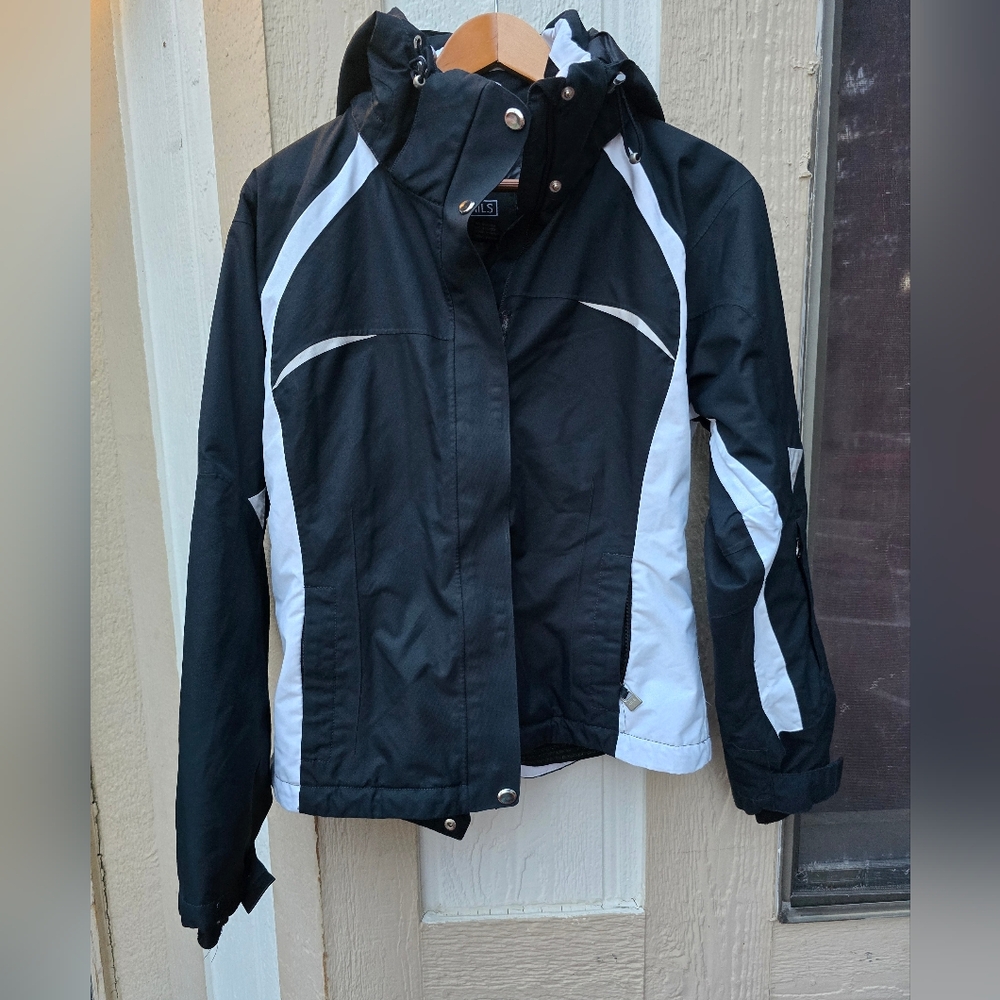 NILS Women's Black and White Ski Jacket